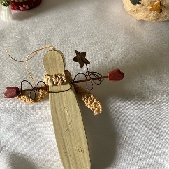 Adorable Lot of 3 Snowmen Perfect for the Holiday, Winter, or Anytime - Picture 6 of 7